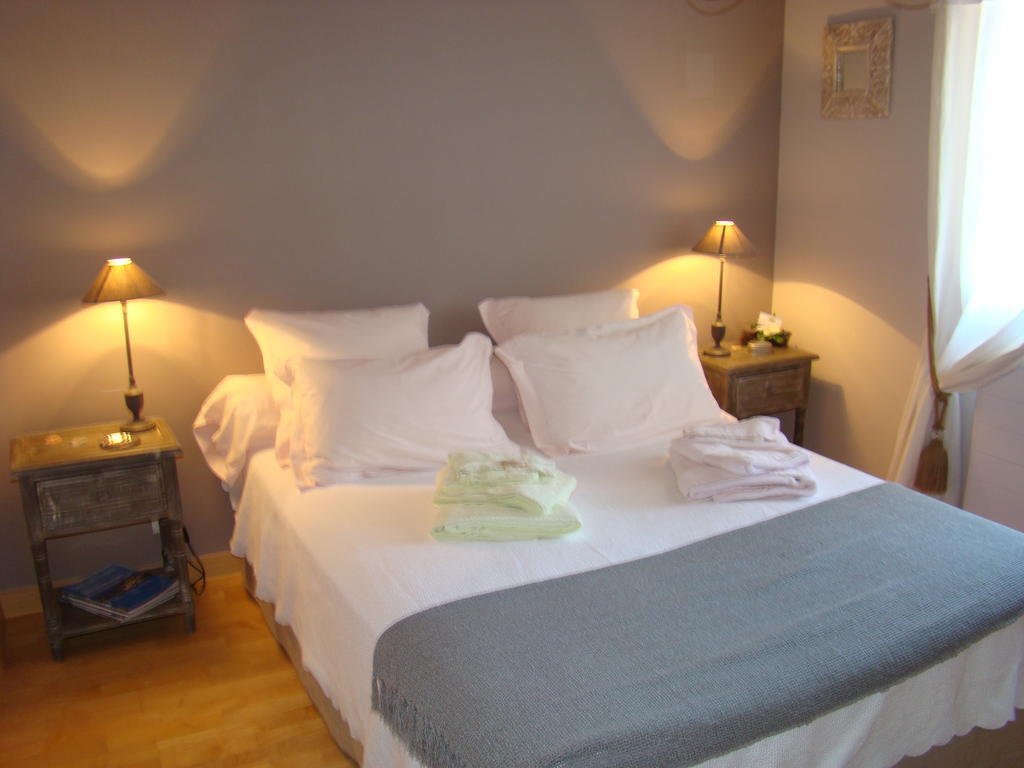 B&B L'Oustalet De Sylvie Villeneuve-les-Avignon Bilik gambar